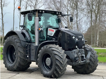 Трактор CLAAS Axion 830