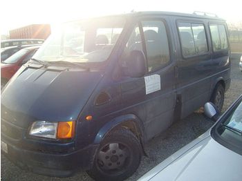 Ford tourneo 2.5d - Микроавтобус