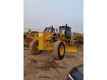 Грейдер CATERPILLAR 140G