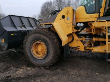 Колёсный погрузчик VOLVO L180F