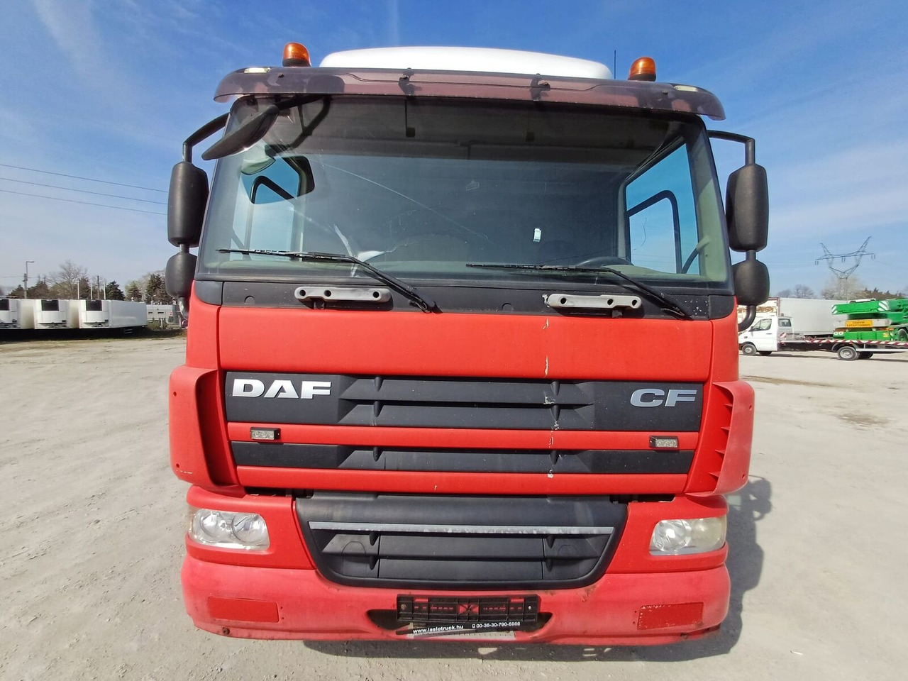 Автовоз DAF CF 65.220 4x2 - heavy machinery transporter: фото 4