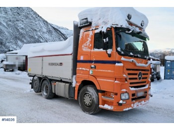 Грузовик бортовой/ платформа Mercedes Actros 2548