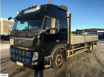 Грузовик бортовой/ платформа Volvo FM330