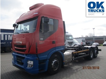 Грузовик-контейнеровоз/ сменный кузов Iveco Stralis AS260S46Y/FPCM
