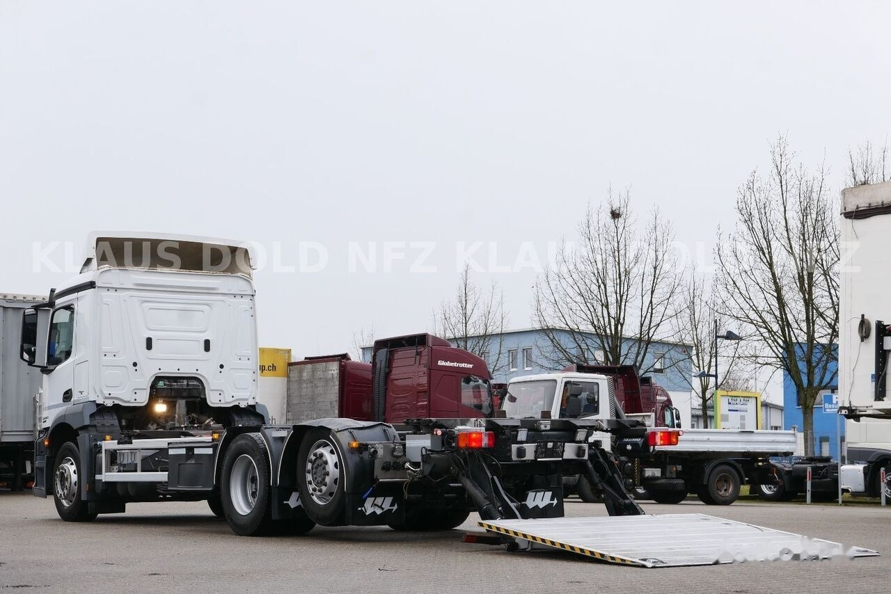 Грузовик-контейнеровоз/ Сменный кузов Mercedes-Benz Actros 2540 6x2 BDF Container truck + tail lift: фото 4