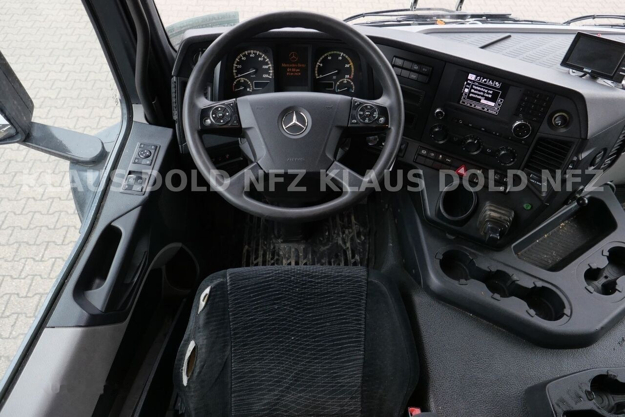 Грузовик-контейнеровоз/ Сменный кузов Mercedes-Benz Actros 2540 6x2 BDF Container truck + tail lift: фото 24