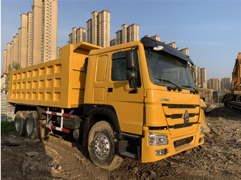 Самосвал для транспортировки тяжёлой техники SINOTRUK Howo 371 Dump truck 6x4: фото 1