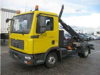 Самосвал MAN TGL 8.180 BB