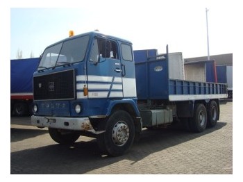 Volvo f89 6x2 kipper - Самосвал