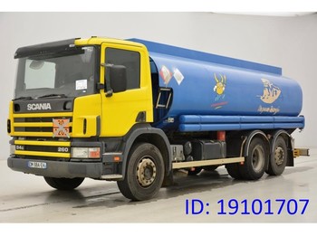 Грузовик-цистерна для транспортировки топлива Scania P94.260 - 6x2: фото 1