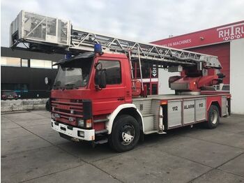 Пожарная машина Scania P93 LADDERWAGEN 30 METER: фото 1