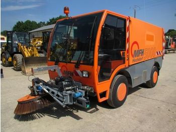 Подметально-уборочная машина SCHMIDT MFH 5000