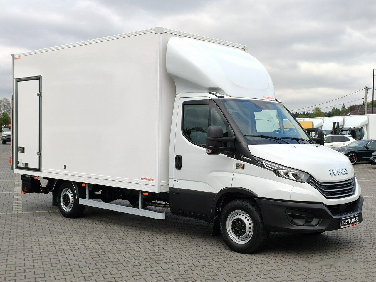 IVECO Daily 35S18 лизинг IVECO Daily 35S18: фото 1