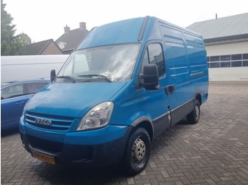 Цельнометаллический фургон Iveco 35S18V EURO 4 35S 18 180pk: фото 1