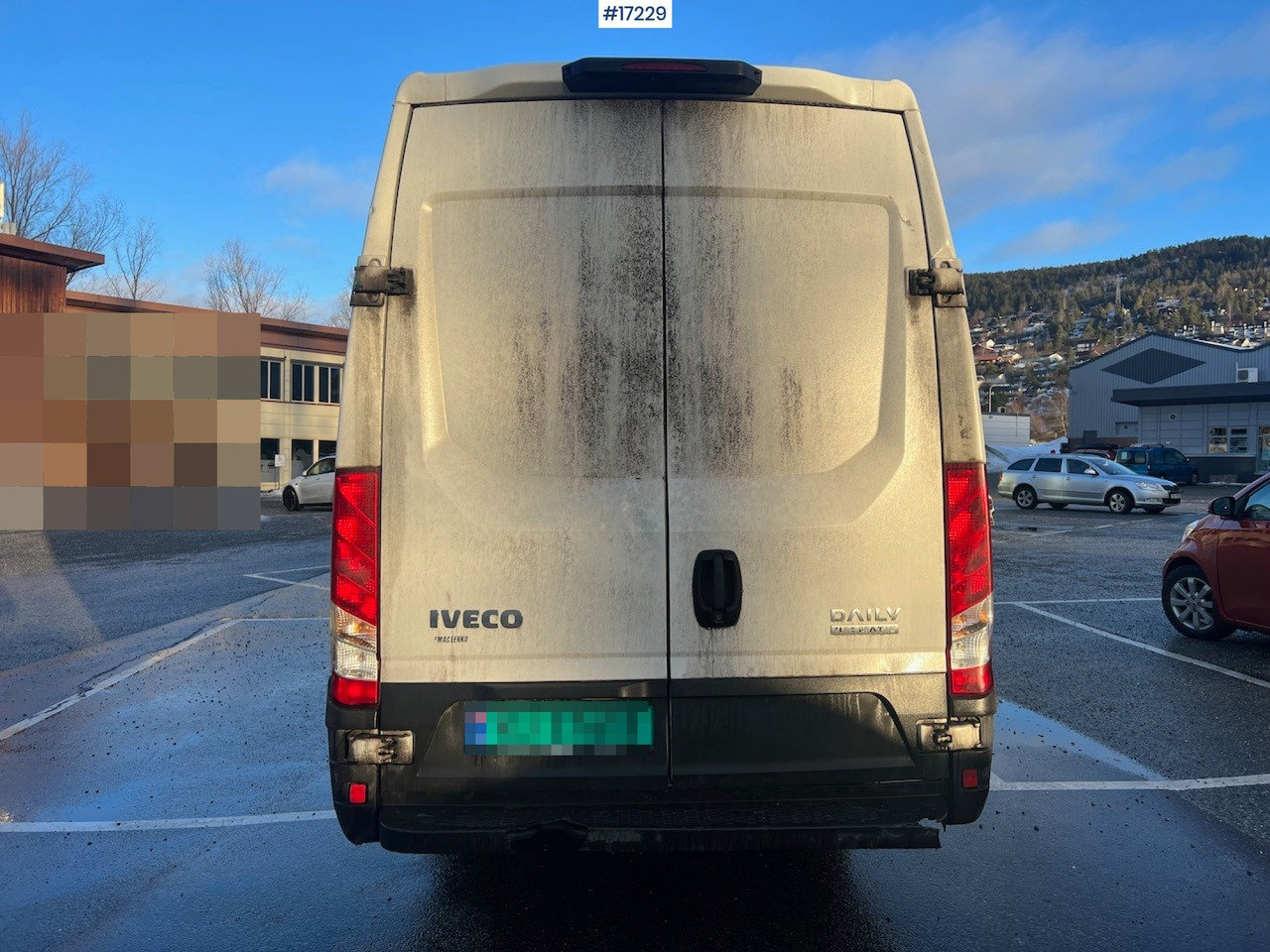 Цельнометаллический фургон Iveco Daily 35S16: фото 7