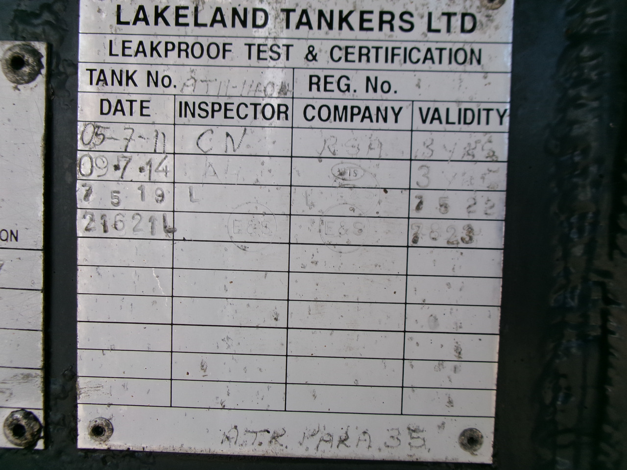 Полуприцеп-цистерна для транспортировки топлива Lakeland Fuel tank alu 42.8 m3 / 6 comp + pump: фото 31