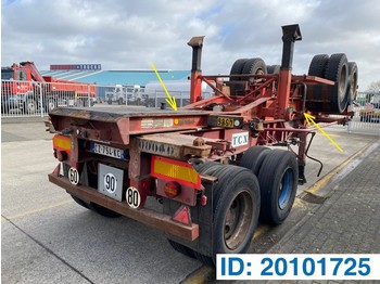 Полуприцеп-контейнеровоз/ сменный кузов Fruehauf Skelet 20 ft
