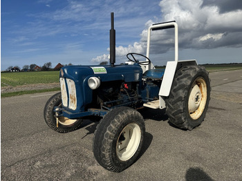 Ford Dexta - Трактор: фото 1