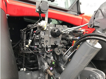 Трактор Massey Ferguson MF 6716S Dyna-VT Efficient: фото 5