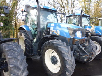 Колёсный трактор New Holland T6165