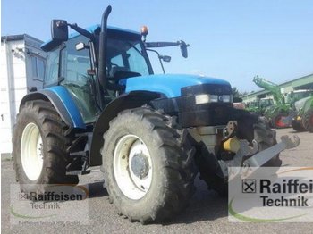 Колёсный трактор New Holland TM 135