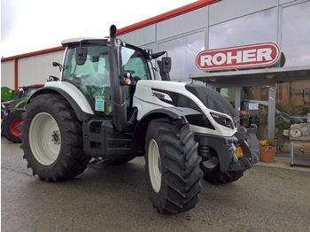 Колёсный трактор Valtra T 174e Versu