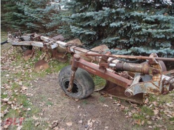 MDW-Fortschritt 4 Schar - Плуг