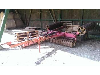 Väderstad ROLLEX RX 620 - Полевой каток