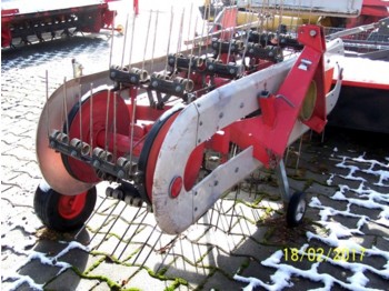 Aebi Bandrechen 2,20 an Metrak - Сеноворошилка