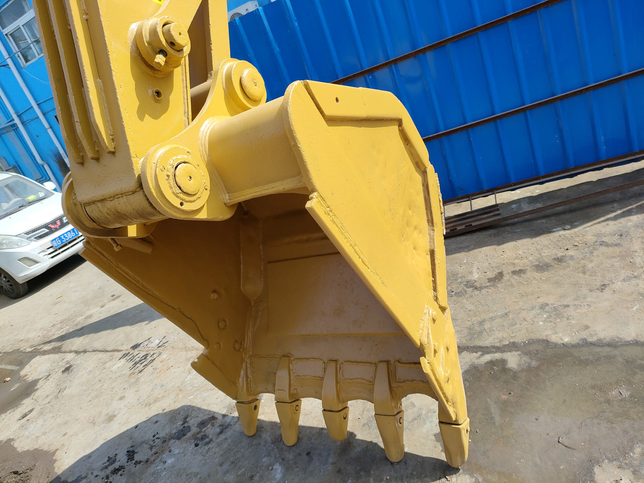 Гусеничный экскаватор High Quality Second Hand Digger Caterpillar Used Excavators Cat 320d2,320d,320dl For Sale In Shanghai: фото 6