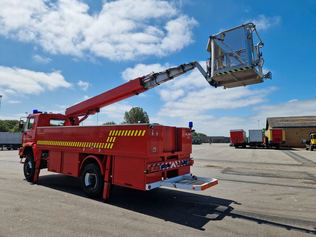 Грузовик с подъемником, Пожарная машина MAN LE280B 4x4 Hebebühne 24 m / Feuerwehr / Skylift: фото 4