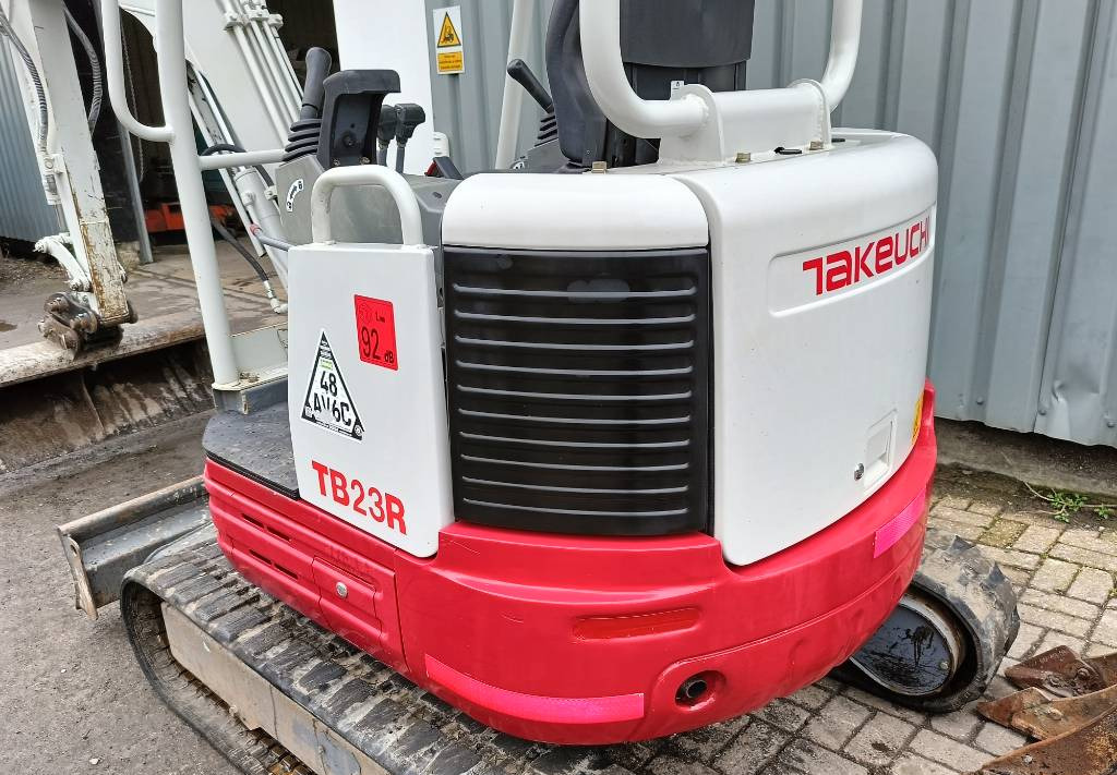 Мини-экскаватор Takeuchi TB23R minigraver mini excavator bagger 2,5 ton: фото 13