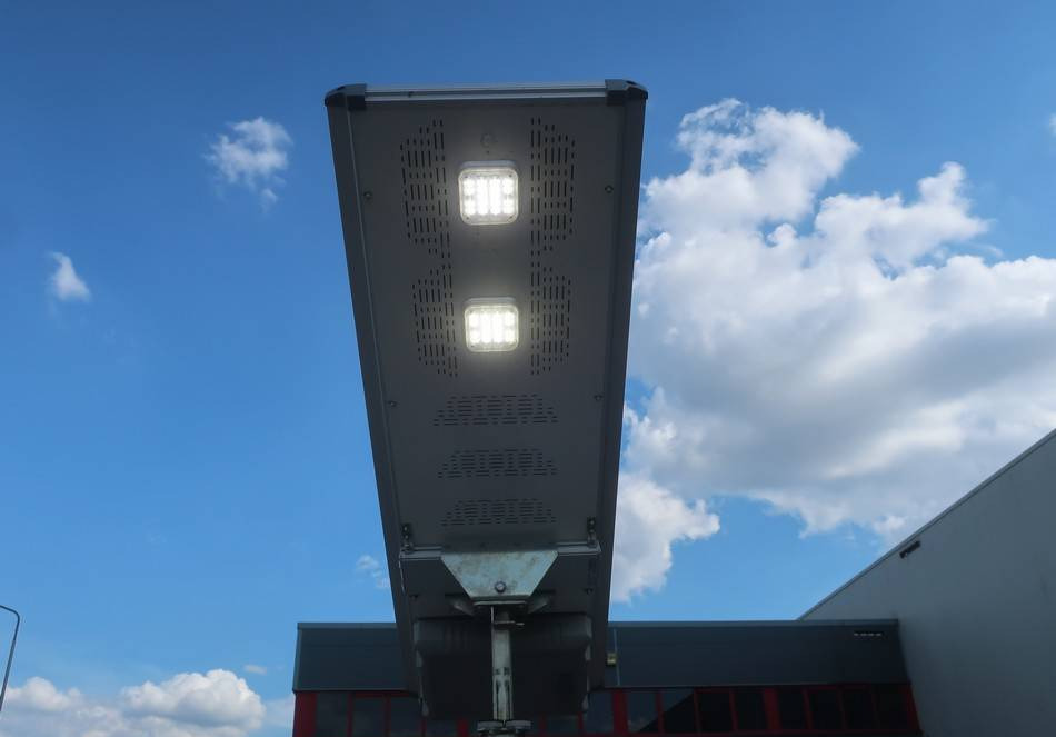 Осветительная мачта Trime X-Pole Led Solar Tower Light 2x25W: фото 7