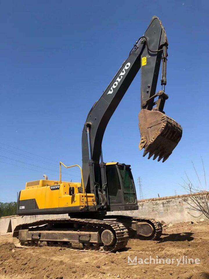 Гусеничный экскаватор VOLVO EC250 DL hydraulic excavator 25 tons: фото 3
