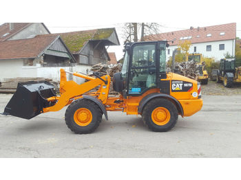 Колёсный погрузчик CAT 907 M kein 906, 908