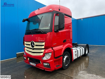 Тягач MERCEDES-BENZ Actros 1845