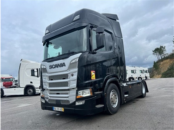 Тягач SCANIA R 450