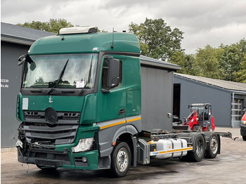 Грузовик-контейнеровоз/ Сменный кузов MERCEDES-BENZ Actros 2536