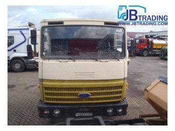 Ford Transcontinental 4227 - Тягач