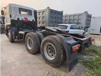 HINO HINO 700 - Тягач