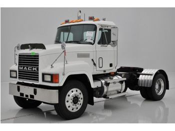 Mack CH 612 - On Spring Susp. - Тягач