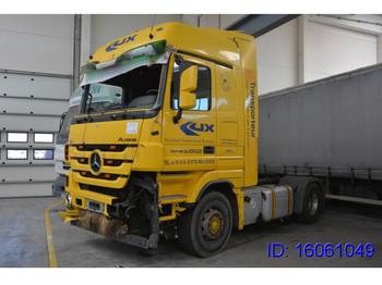 Тягач Mercedes-Benz Actros 1846LS: фото 1