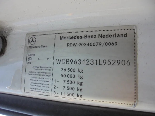 Тягач Mercedes-Benz Actros 2545 6X2: фото 14