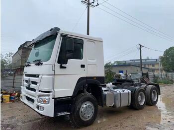 Тягач SINOTRUK Howo tractor unit