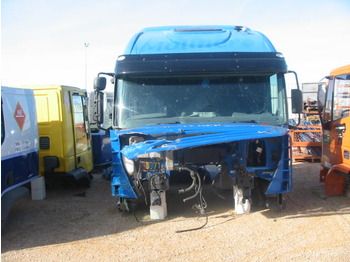 IVECO CABINA RECONSTRUIDA - Запчасти