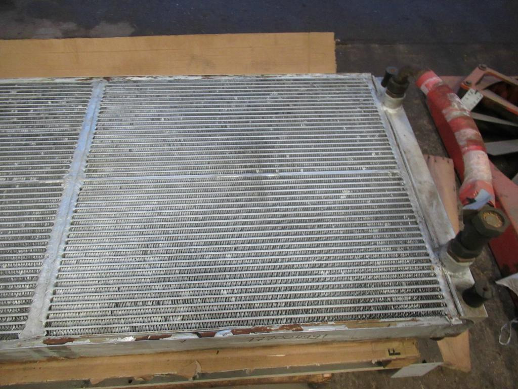 Масляный радиатор для Строительной техники O&K RH75C -: фото 2