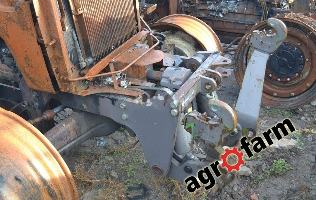 Запчасти для Тракторов Skrzynia silnik kabina most zwolnica oś Renault Ares 725 720 735: фото 2