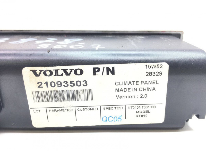 Приборная панель Volvo B9 (01.10-): фото 6