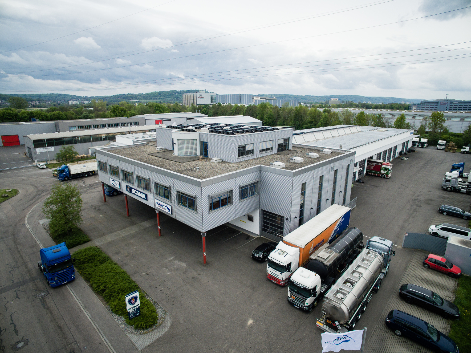 Knirsch Kraftfahrzeuge GmbH - Тягачи undefined: фото 2