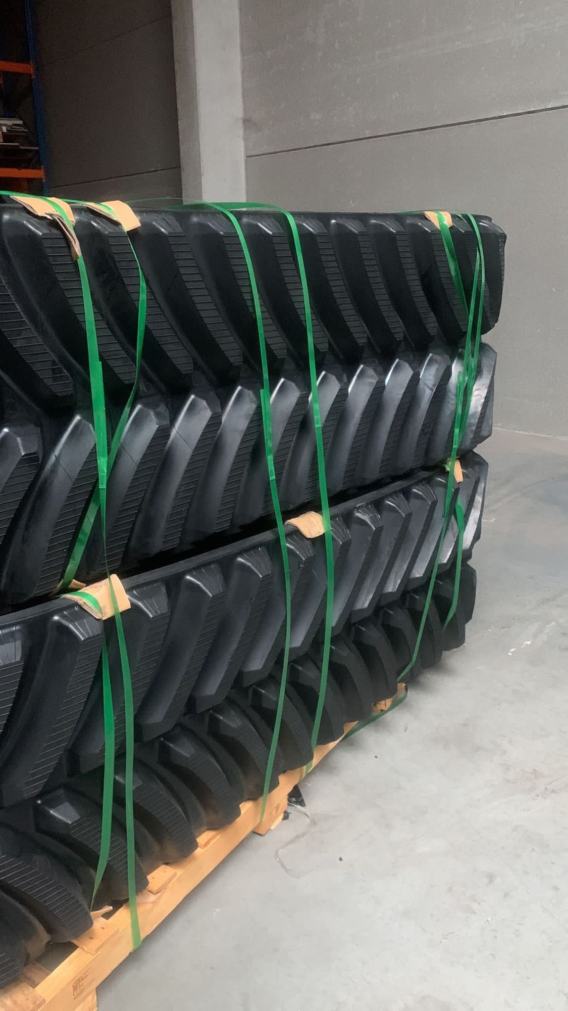 LEACH LEWIS RUBBER TRACKS LIMITED - объявления о продаже undefined: фото 5